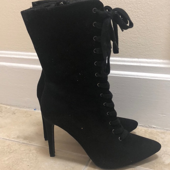 Lola Shoetique Shoes - Mid-Calf Black Booties US 8